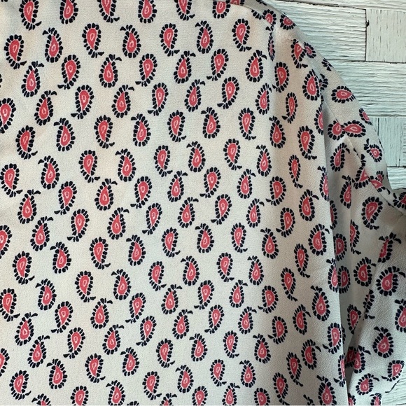 Pleione Anthropologie paisley print dropped shoulder, rolled sleeve tunic top - Picture 3 of 10